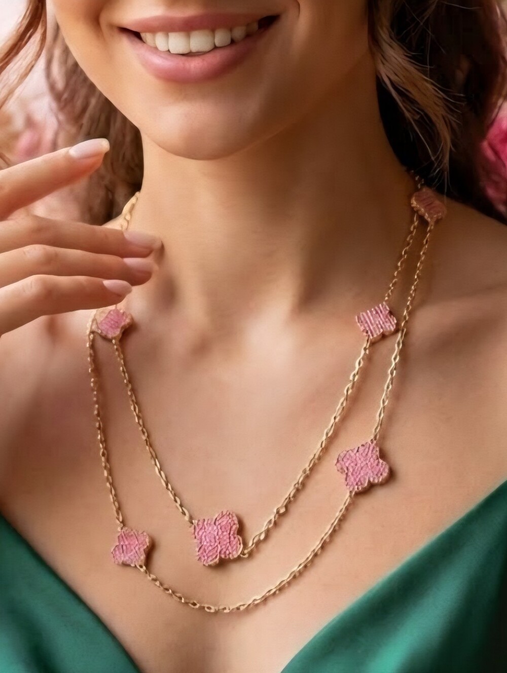 Vintage Alhambra Style Motif Pink Clover Long Necklace in Gold Layer Or Long